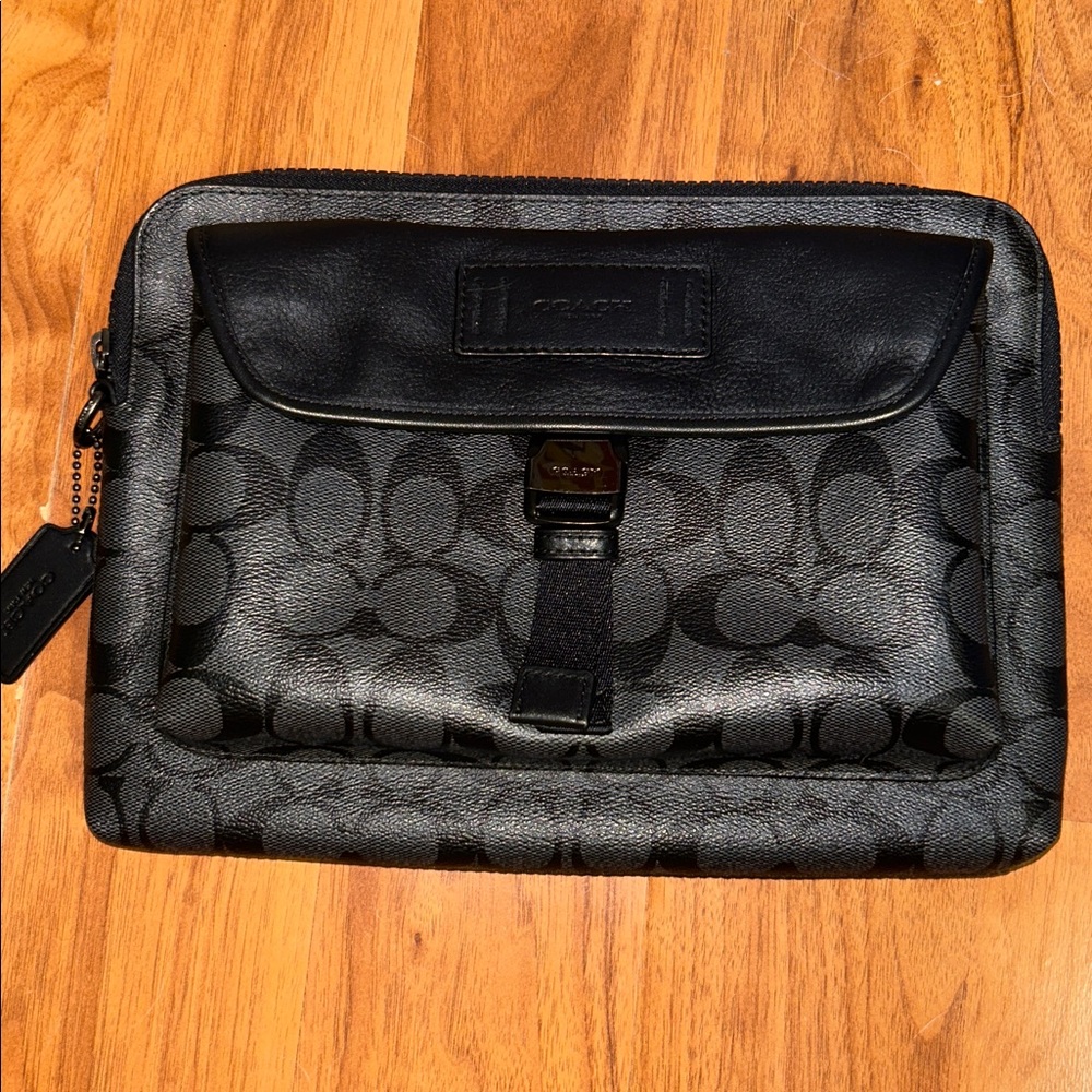 MENS COACH Ranger Pouch In Signature Canvas - Picture 2 of 16
